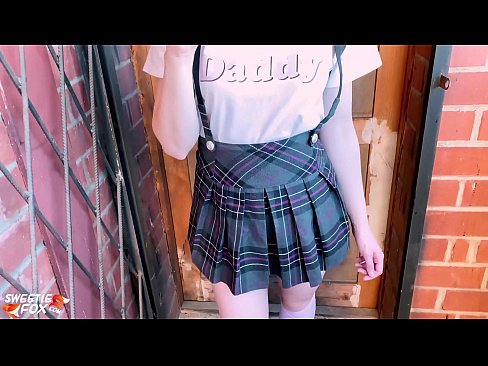 ❤️ Skolflicka suger sin kuk djupt och knullar istället för klasser. ❤️❌ Pornvideo at us